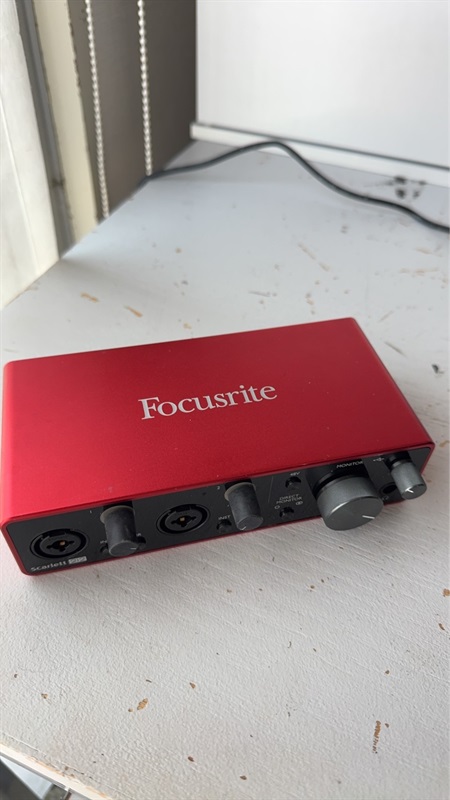 Focusrite Scarlett 2i2 3rd Genの画像